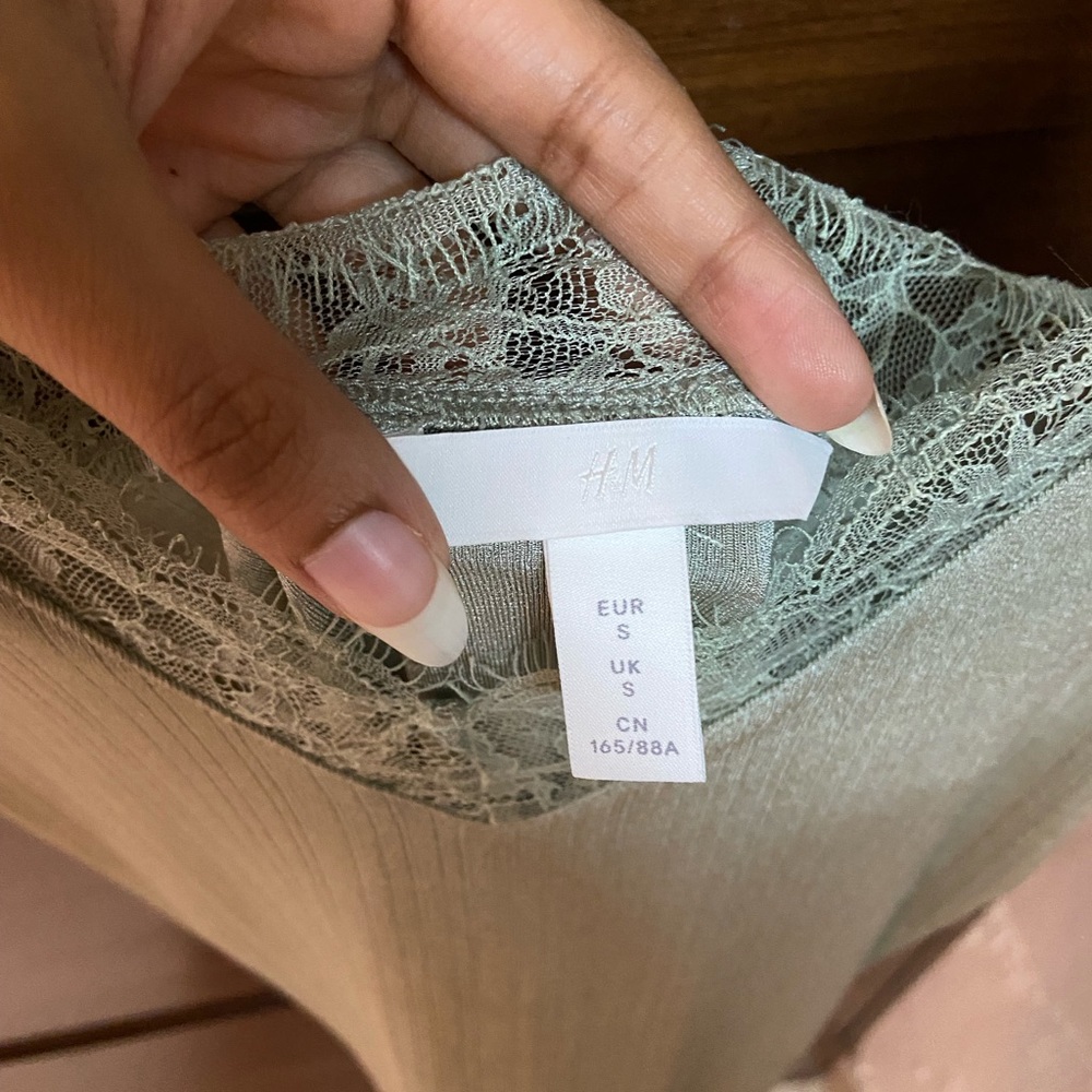 H&M lace net camisole - Picture 7 of 8